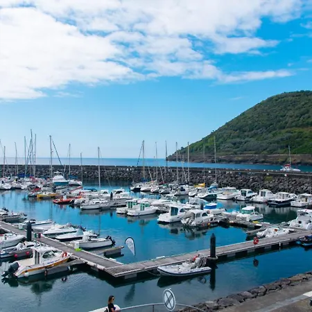 公寓 Azores Village *