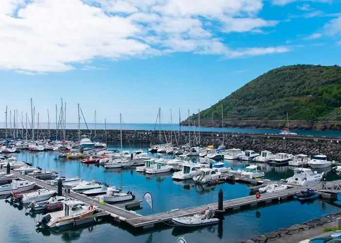 アパート Azores Village *