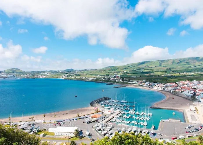 Azores Village アパート *